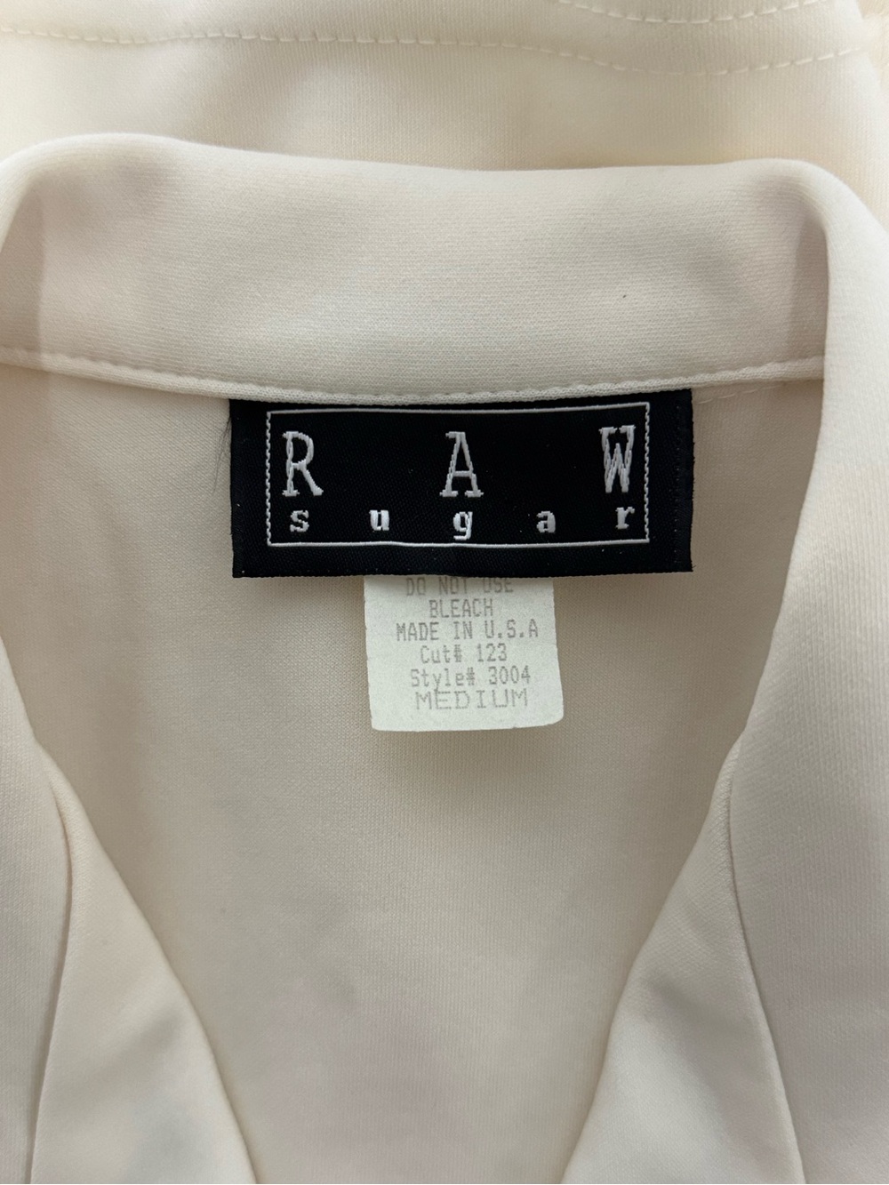 Vintage RAW Sleeveless Two-Tone Embroidered Button Front Top - Beige & Ivory - Picture 5 of 7